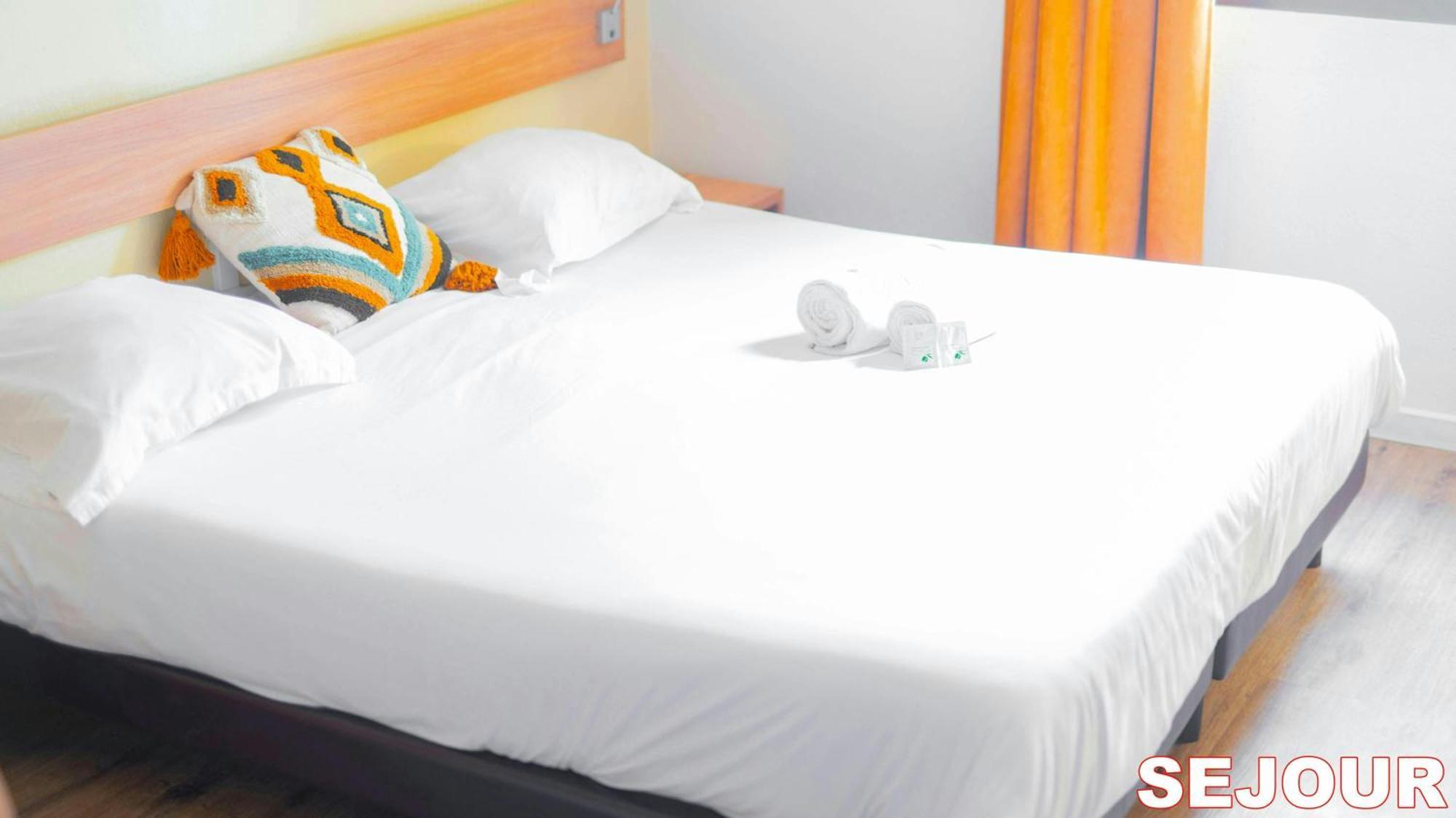 דירות פנטן Paris Retreat 5 Minutes From Hoche Metroparking מראה חיצוני תמונה